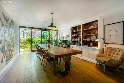 Prodej rodinného domu 226 m², pozemek 320 m²
