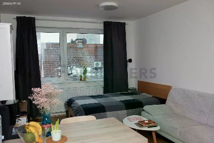Pronájem bytu 1+kk 36 m²