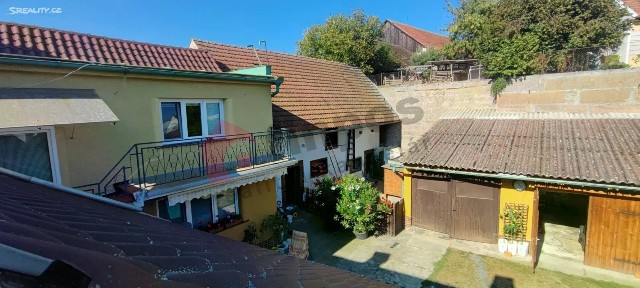 Pronájem bytu pokoje 16 m²
