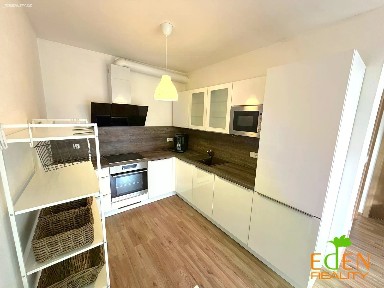 Pronájem bytu 2+kk 43 m²