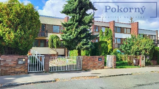 Pronájem vícegeneračního domu 220 m², pozemek 177 m²