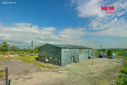 Prodej výrobní haly, prostoru 270 m²