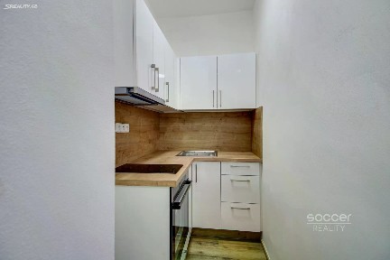 Pronájem bytu 1+kk 31 m²