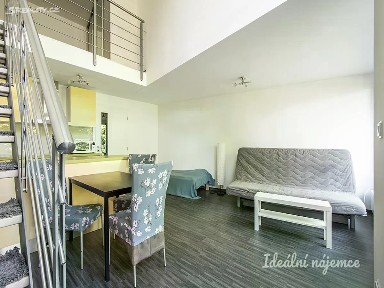 Pronájem bytu 2+kk 45 m²