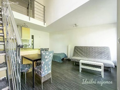 Pronájem bytu 2+kk 45 m²