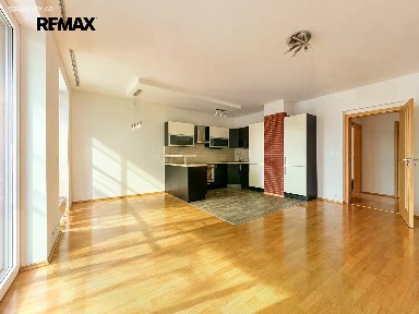 Pronájem bytu 3+kk 75 m²