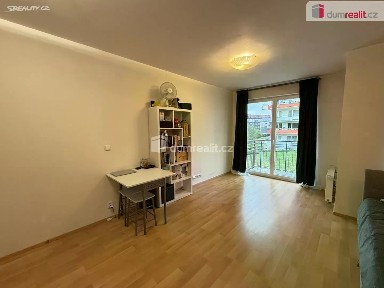 Pronájem bytu 1+kk 39 m²