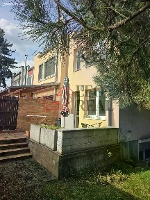 Vrchlického, Říčany