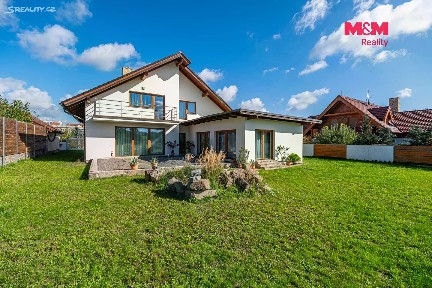 Prodej rodinného domu 300 m², pozemek 1006 m²