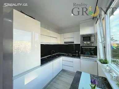 Pronájem bytu 3+1 74 m²