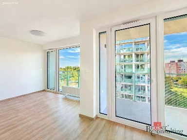 Pronájem bytu 2+kk 52 m²