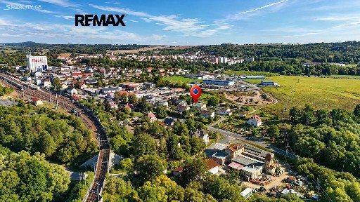 Nádražní, Planá