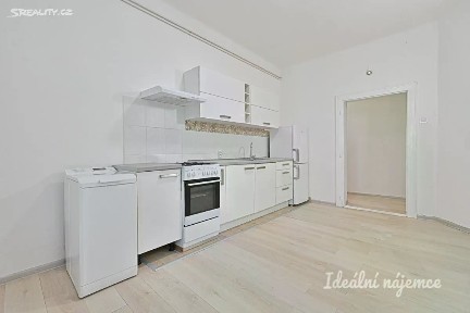 Pronájem bytu 1+1 43 m²