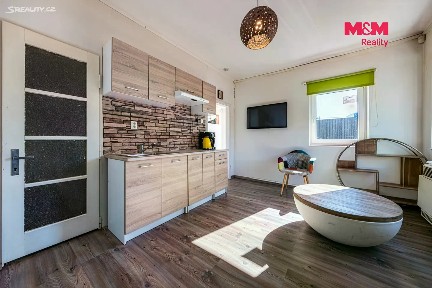 Prodej obchodního prostoru 600 m²