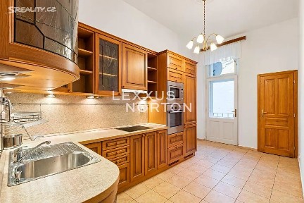 Pronájem bytu 3+1 94 m²