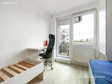 Pronájem bytu 1+kk 27 m²