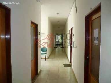 Pronájem obchodního prostoru 10 m²