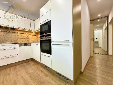 Pronájem bytu 2+1 68 m²
