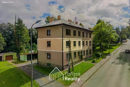 17. listopadu, Police nad Metují