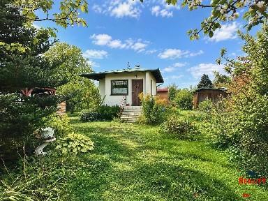 Prodej chaty 35 m², pozemek 1 m²