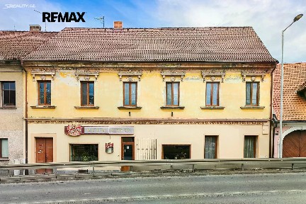 Hlávkova, Přeštice