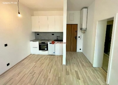 Pronájem bytu 2+kk 33 m²