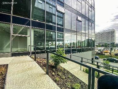 Pronájem kanceláře 500 m²