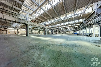 Pronájem výrobní haly, prostoru 2000 m²