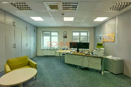 Pronájem kanceláře 187 m²
