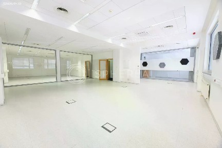 Pronájem kanceláře 209 m²