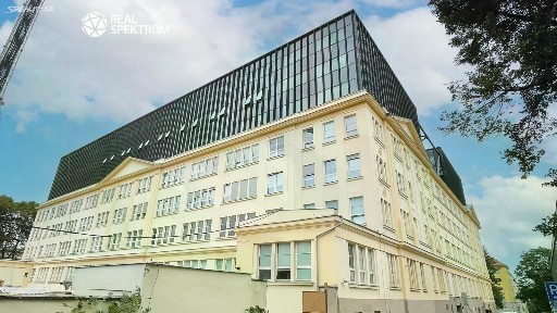 Pronájem kanceláře 202 m²