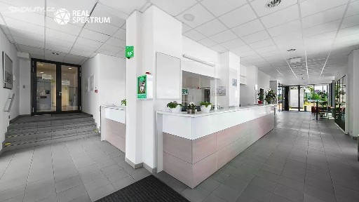 Pronájem kanceláře 426 m²
