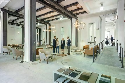 Pronájem obchodního prostoru 980 m²