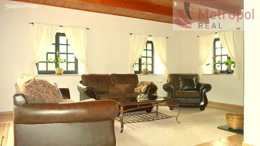 Prodej komerční nemovitosti 360 m²