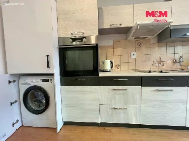Pronájem bytu 1+1 50 m²