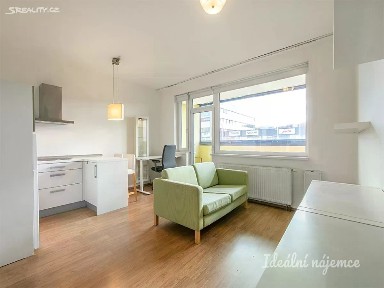 Pronájem bytu 1+kk 33 m²