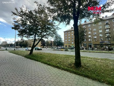 Pronájem obchodního prostoru 21 m²