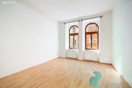 Prodej činžovního domu 647 m²