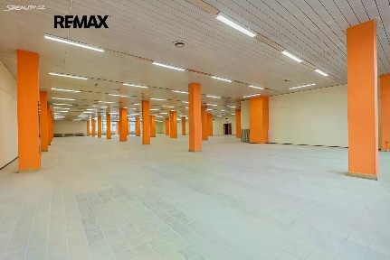 Obchodní, Štětí
