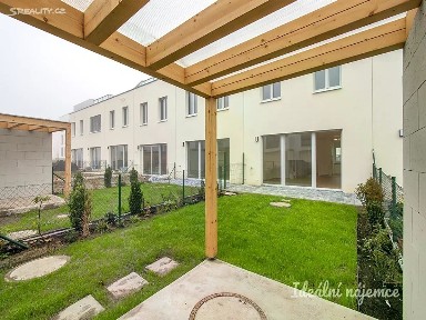 Pronájem bytu 4+kk 107 m²