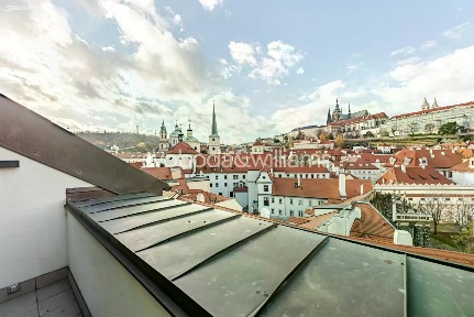 Pronájem bytu 4+kk 118 m²