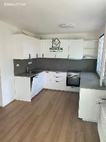 Pronájem bytu 3+kk 61 m²