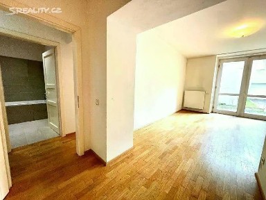 Pronájem bytu 2+kk 65 m²