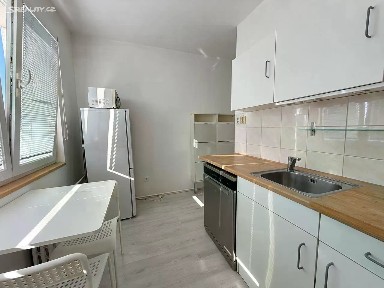 Útulná, Praha - Malešice