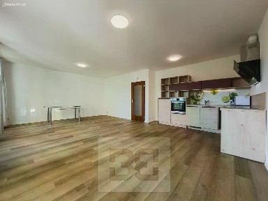 Pronájem bytu 3+kk 89 m²