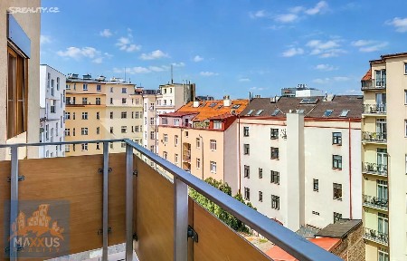 Pronájem bytu 2+kk 45 m²