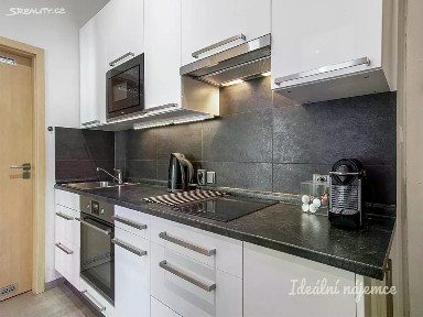 Pronájem bytu 2+kk 50 m²