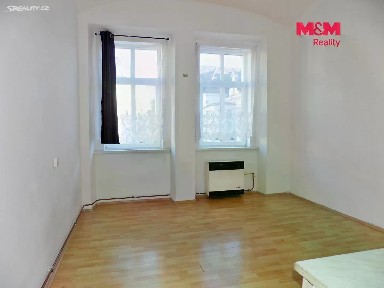 Pronájem bytu 1+kk 28 m²