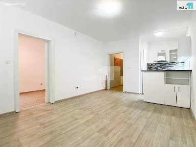 Pronájem bytu 2+kk 38 m²