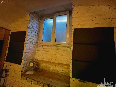 Pronájem komerční nemovitosti 32 m²